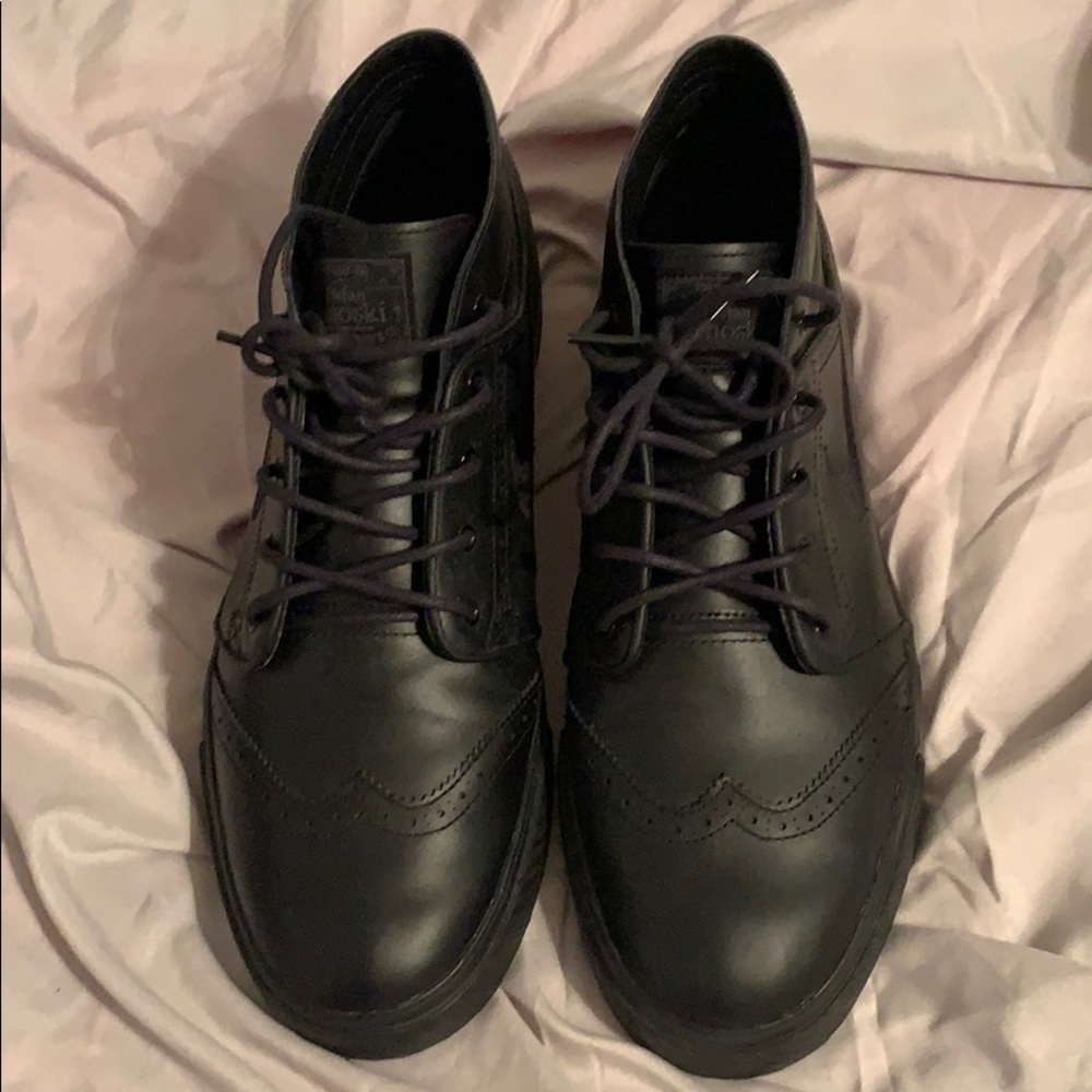 Nike sb Stefan Janoski mid wingtip leather size 11